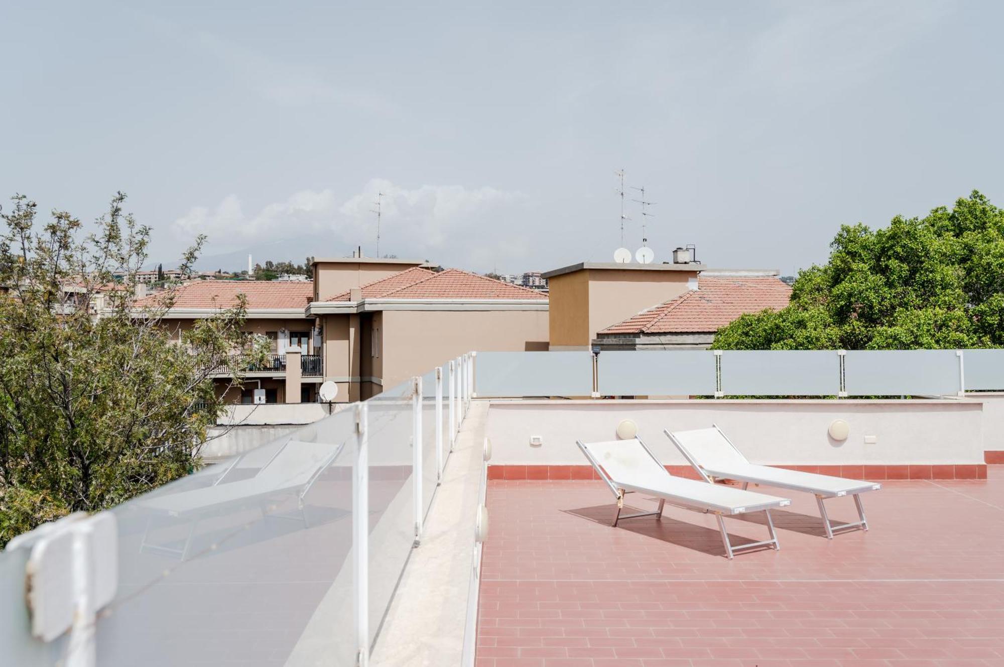 Catania Skyview Terrace: Your Urban Escape Buitenkant foto